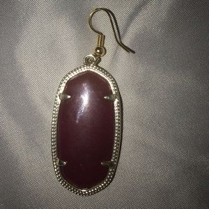 ISO one kendra scott elle earring! ~maroon jade~
